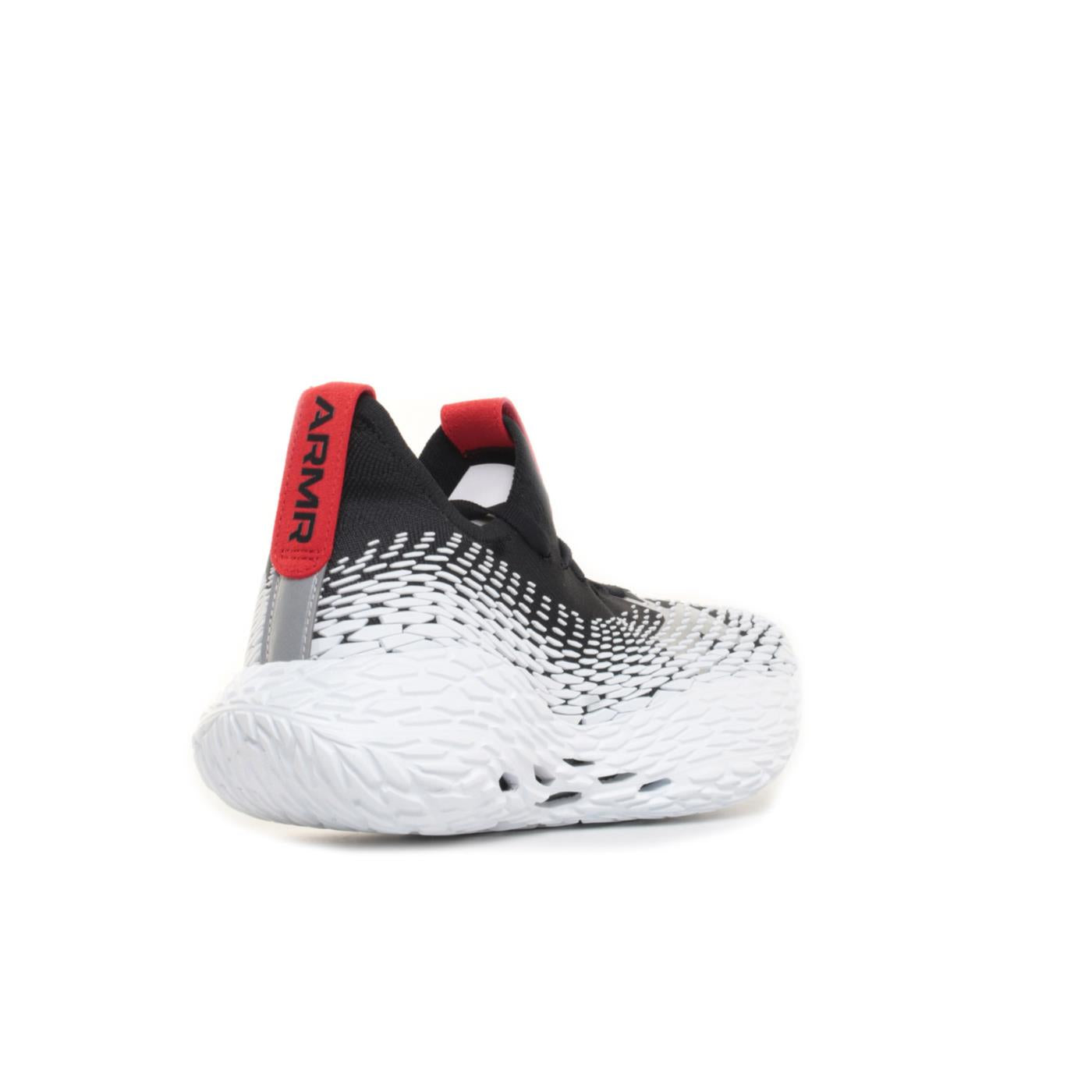UNDER ARMOUR FUTR X ELITE 2