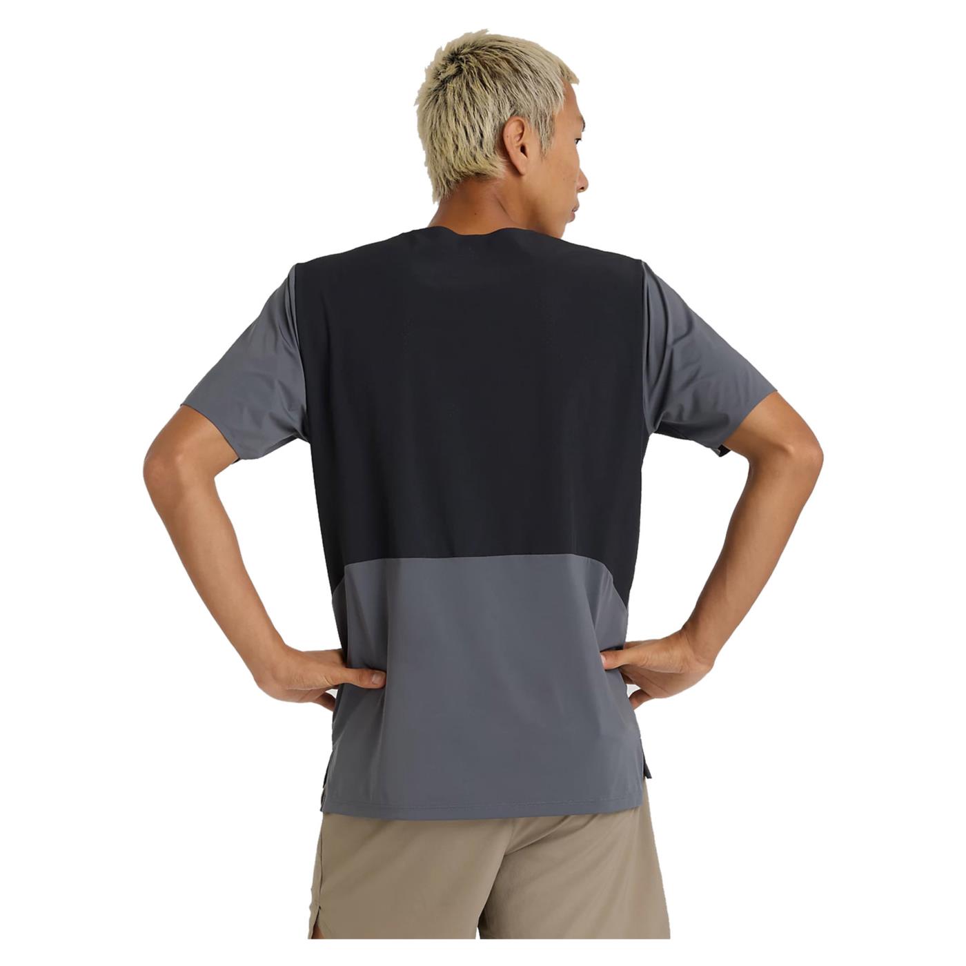 NEW BALANCE RACE DAY RUN T-SHIRT