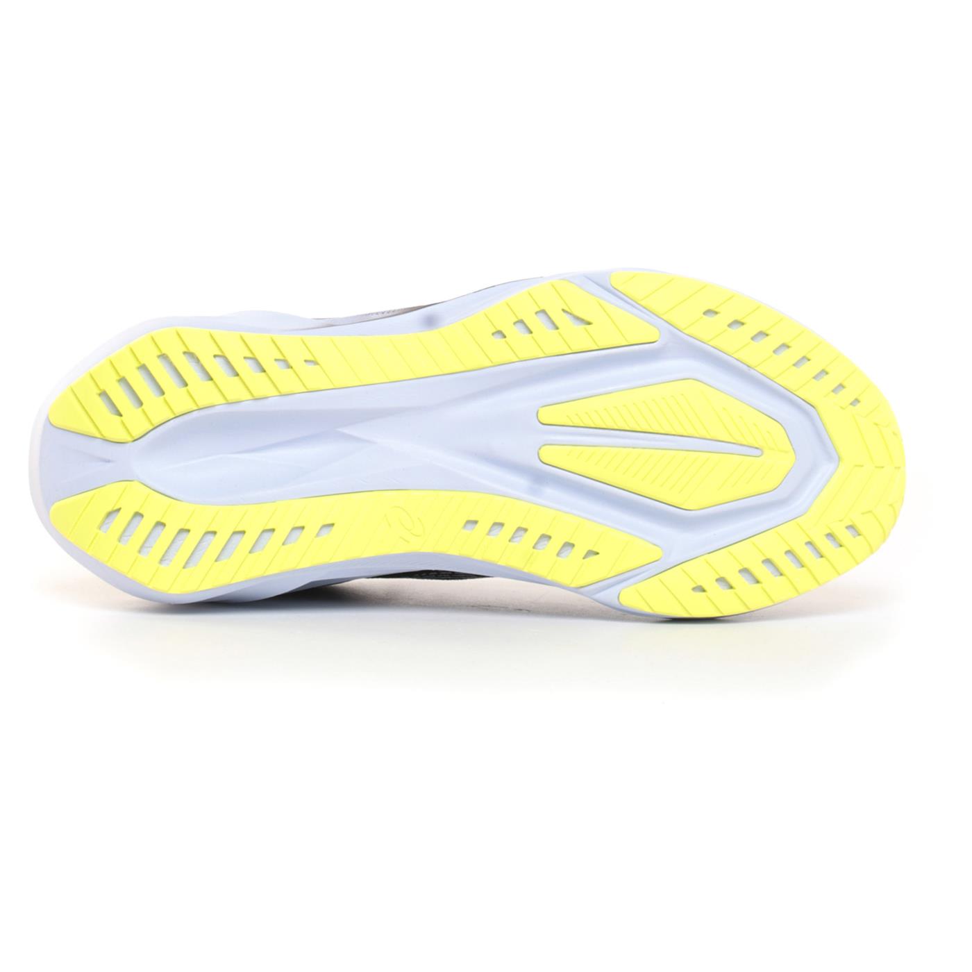 ASICS NOVABLAST 5