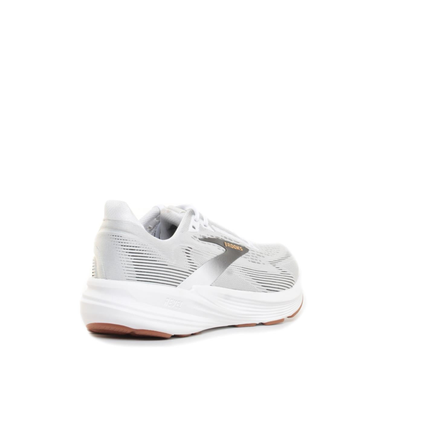 BROOKS REVEL 8