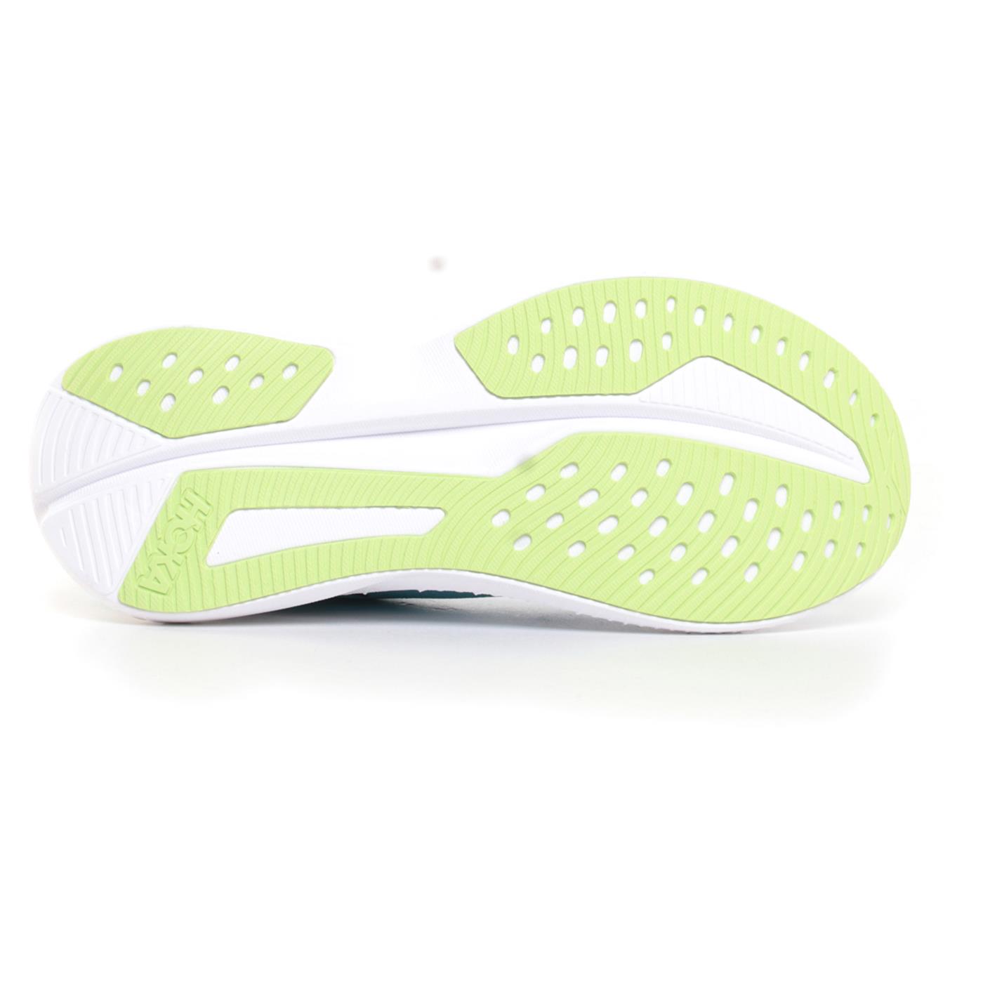 HOKA WOMAN MACH 6
