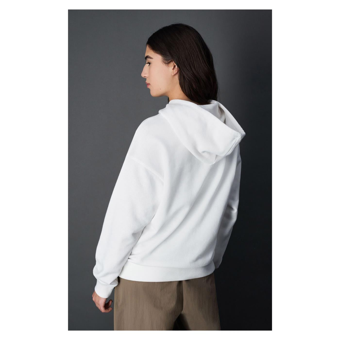 CHAMPION HOODED SWEATSHIRT