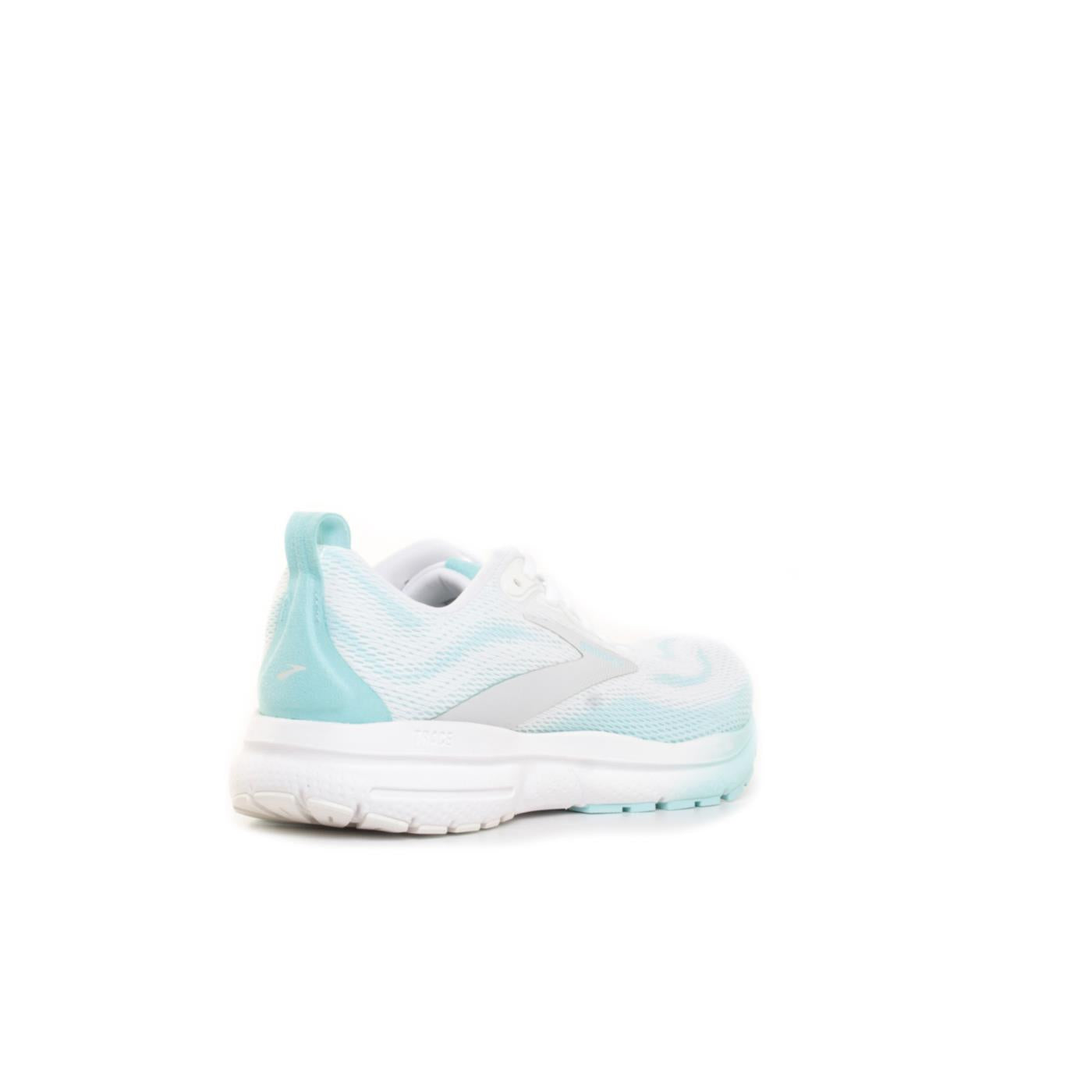 BROOKS TRACE 4 WOMAN
