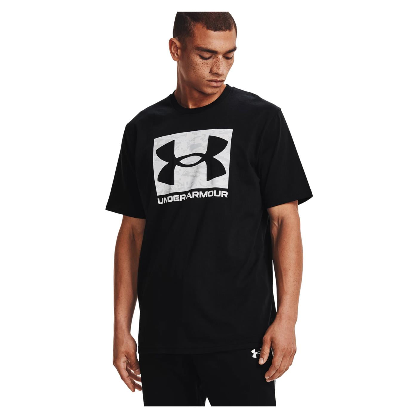 UNDER ARMOUR CAMO BOXED LOGO SS TEE