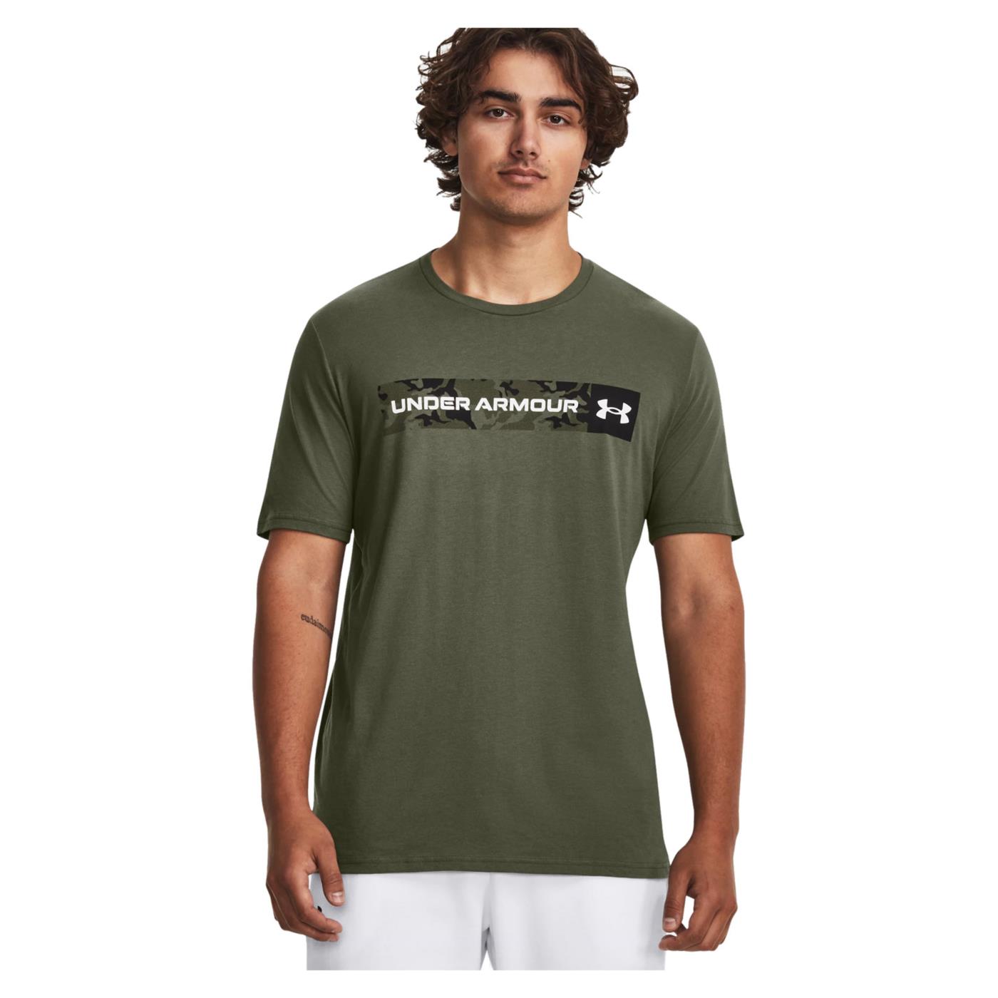 UNDER ARMOUR CAMO CHEST STRIPE SS TEE