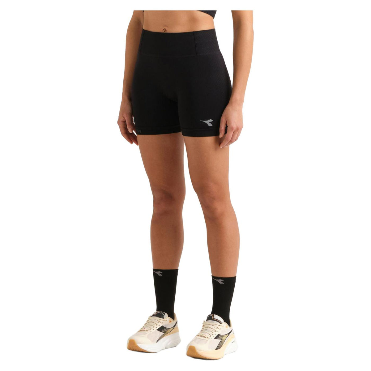 DIADORA SHORTER STRATOUNO