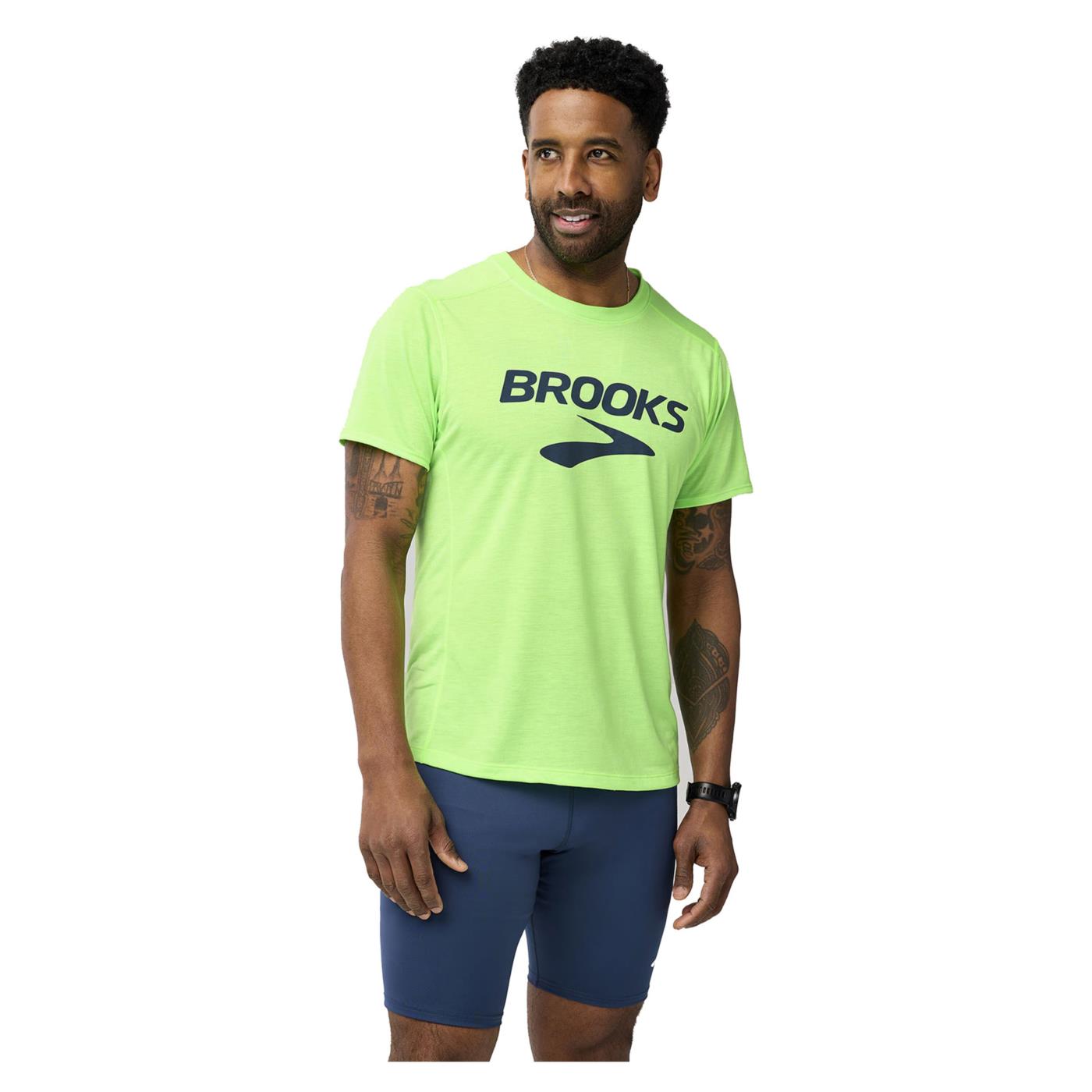BROOKS DISTANCE SHORT SLEEVE