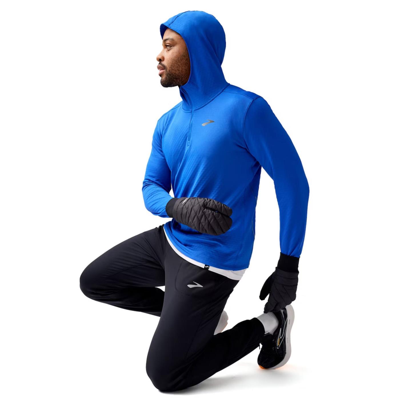 BROOKS NOTCH THERMAL HOODIE