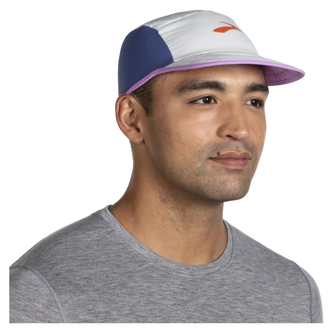 BROOKS LIGHTWEIGHT PACKABLE HAT
