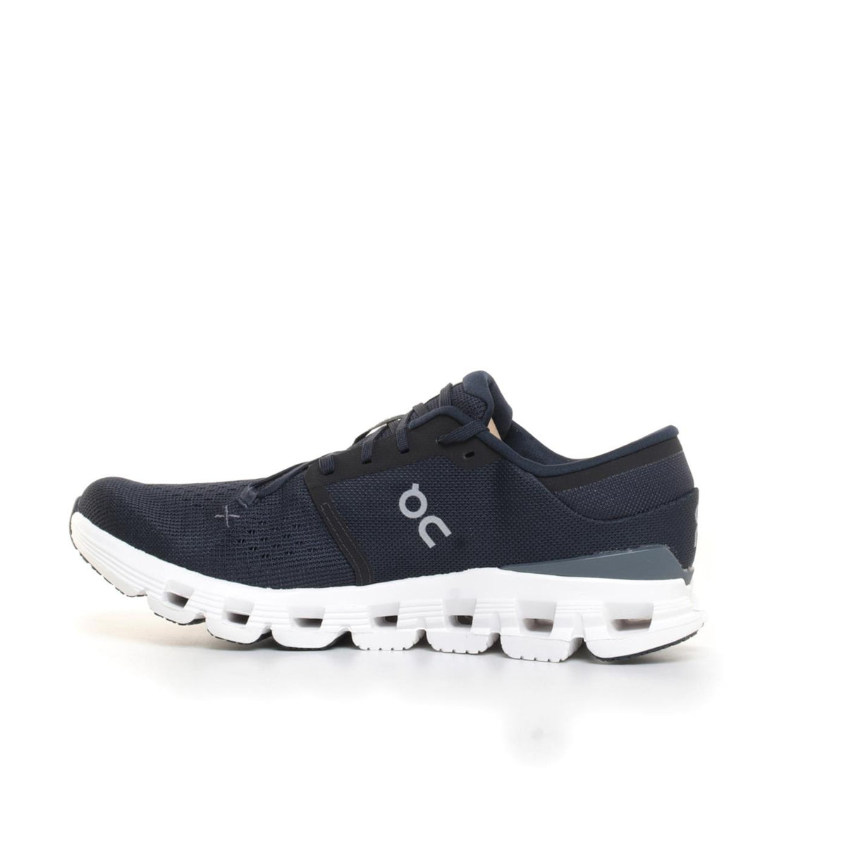 ON CLOUD X 4 - seconda immagine