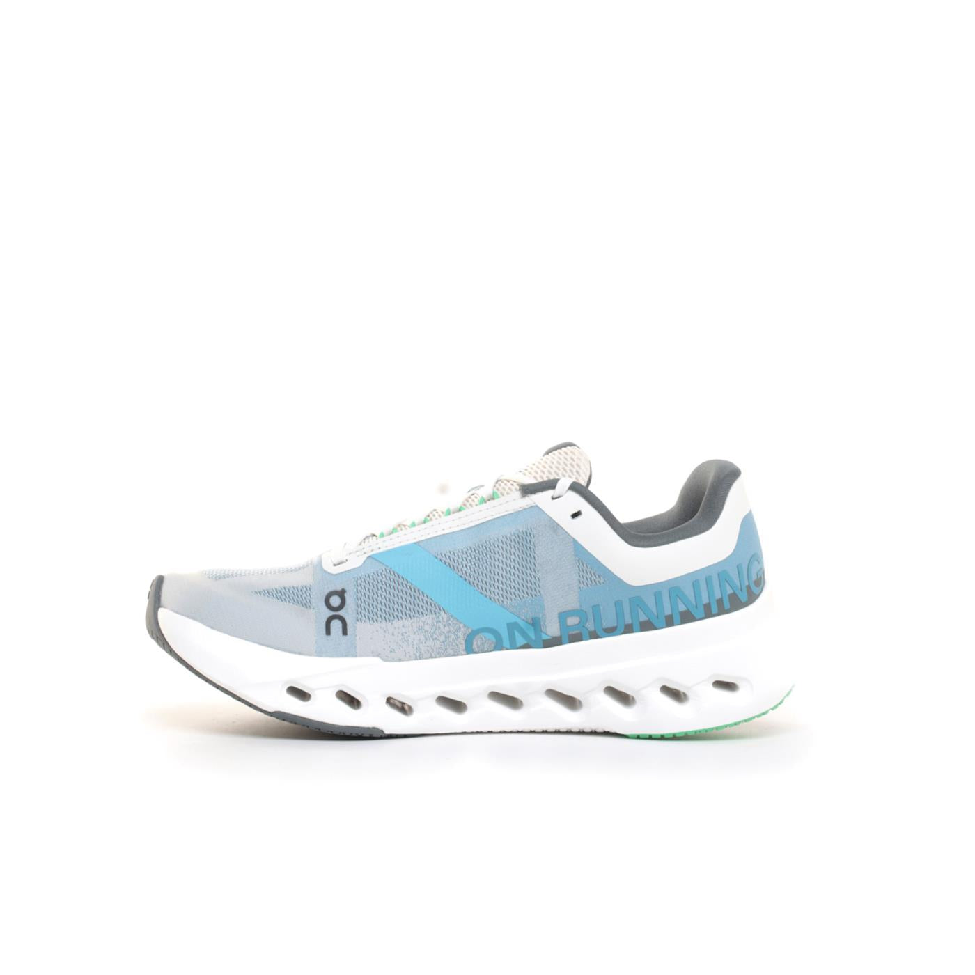 ON CLOUDSURFER NEXT WOMAN