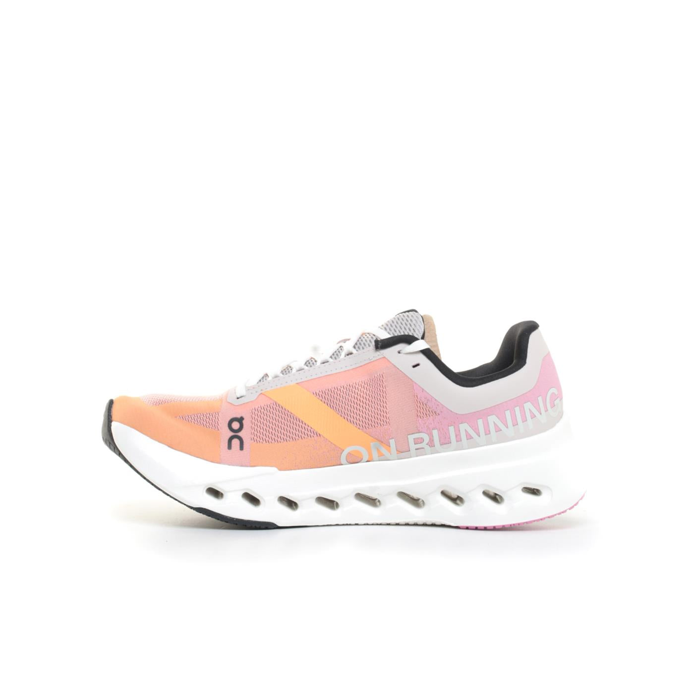 ON CLOUDSURFER NEXT WOMAN