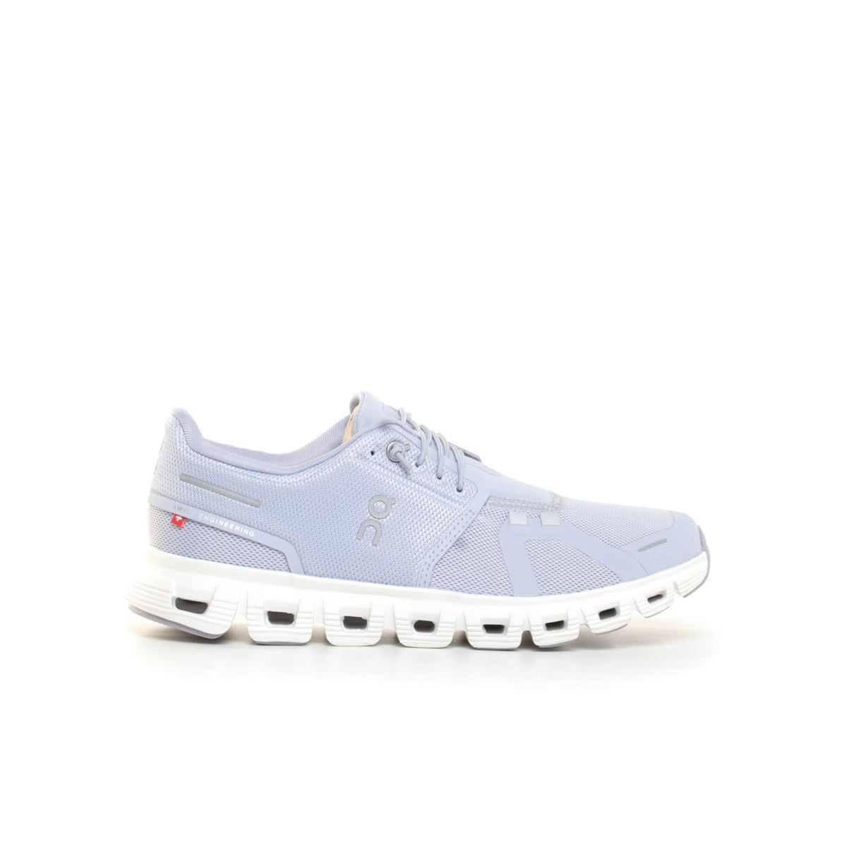 ON CLOUD 6 WOMAN