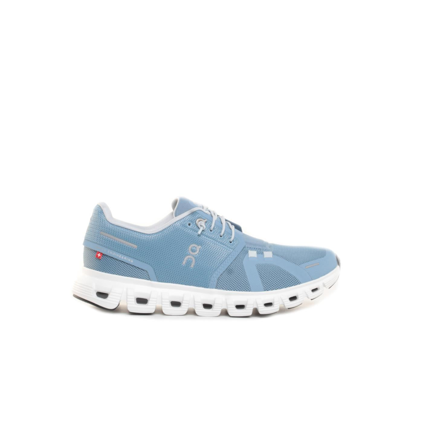 ON CLOUD 6 WOMAN