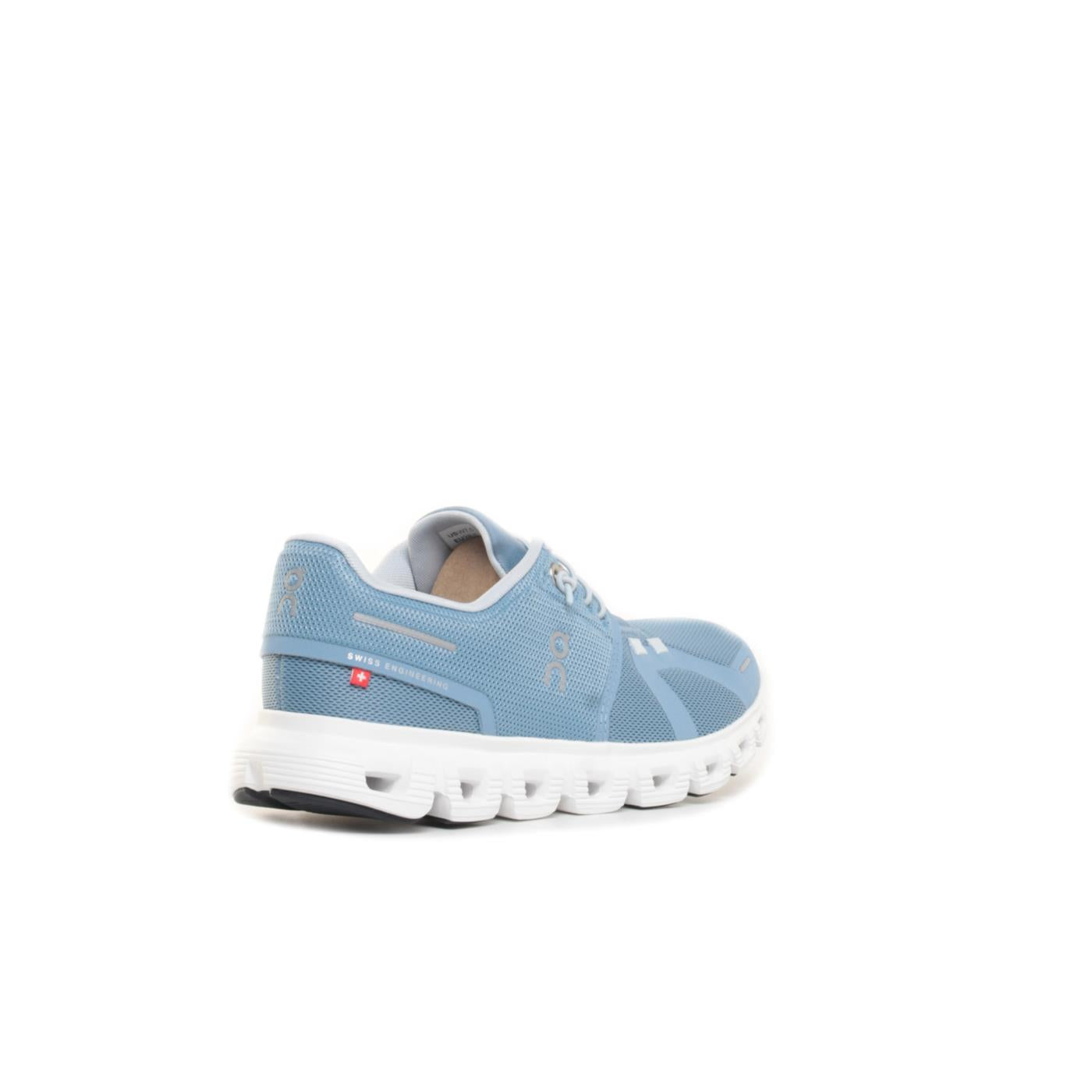 ON CLOUD 6 WOMAN