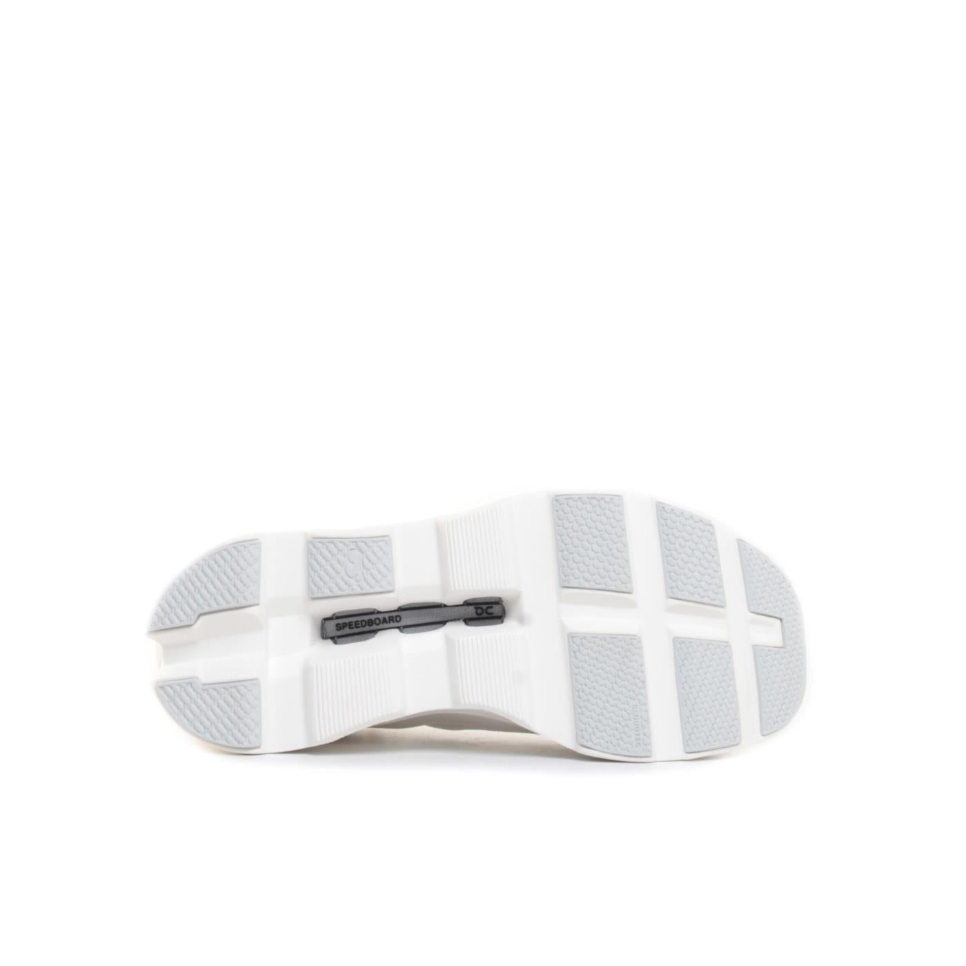 ON CLOUDMONSTER VOID WOMAN