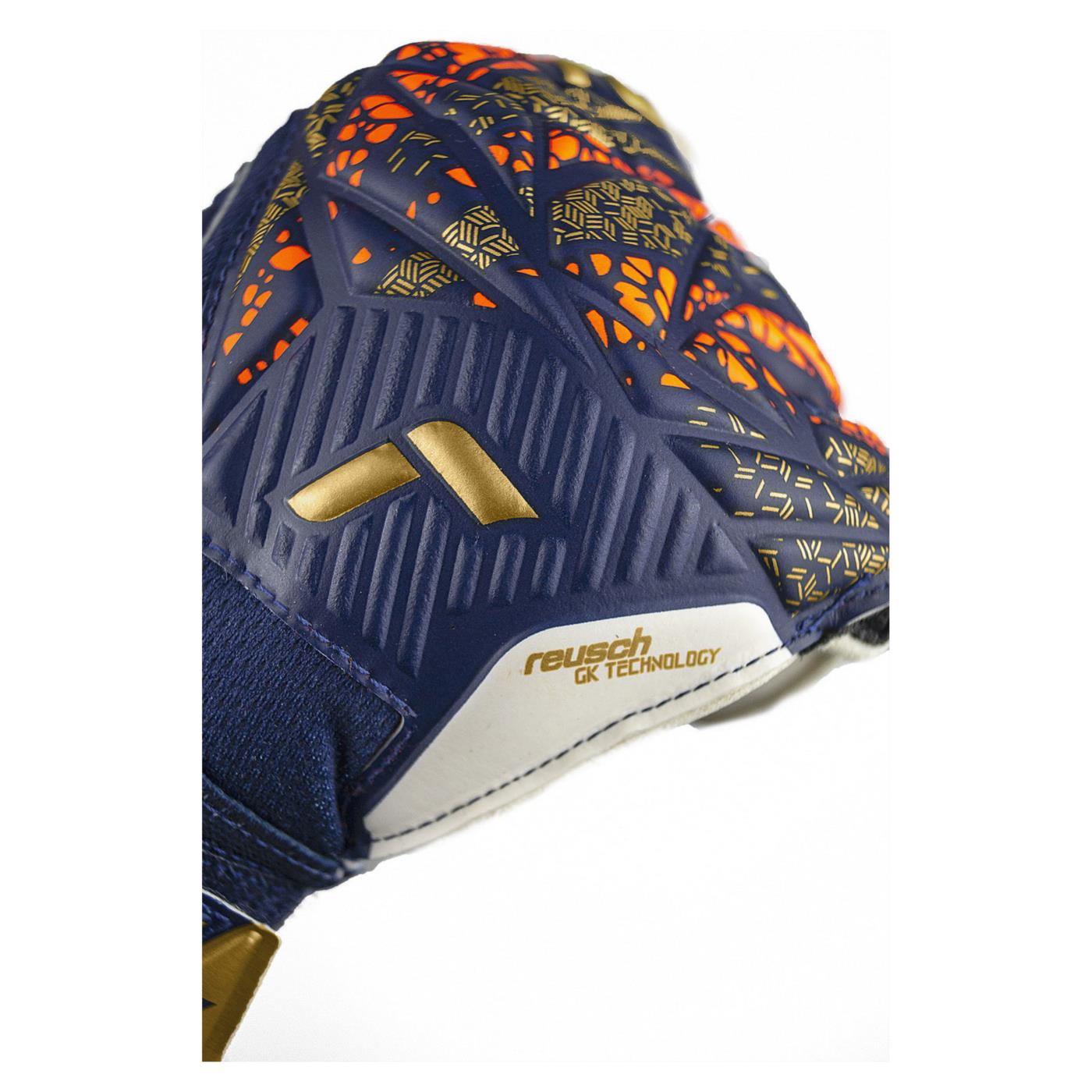 REUSCH ATTRAKT GRIP