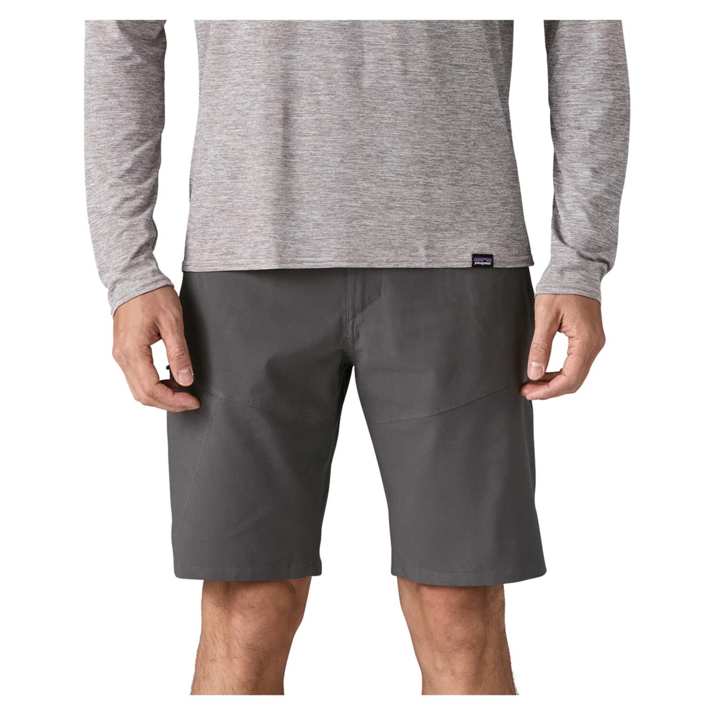 PATAGONIA TERRAVIA TRAIL SHORTS