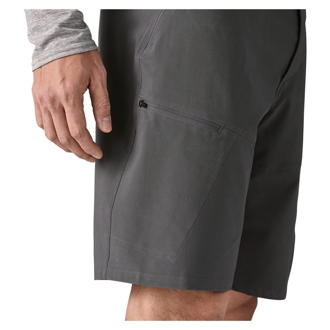 PATAGONIA TERRAVIA TRAIL SHORTS