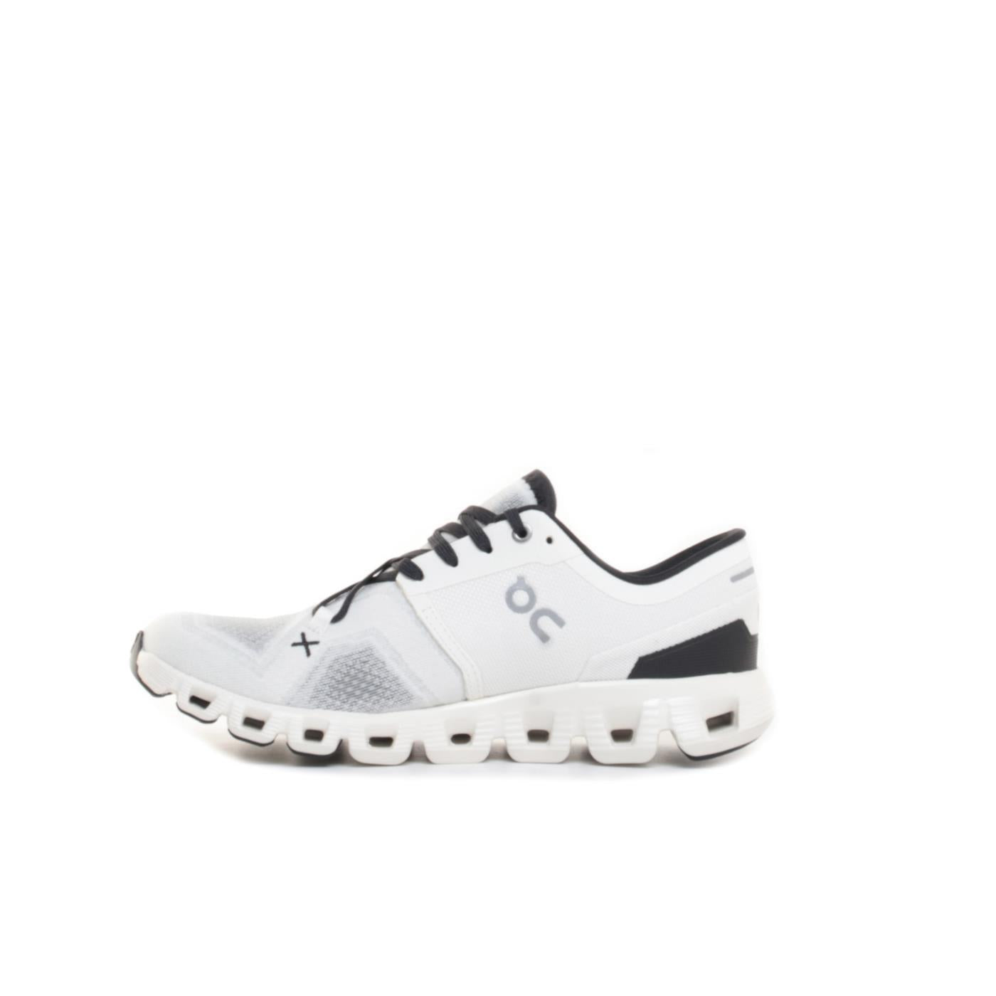 ON CLOUD X 3 WOMAN