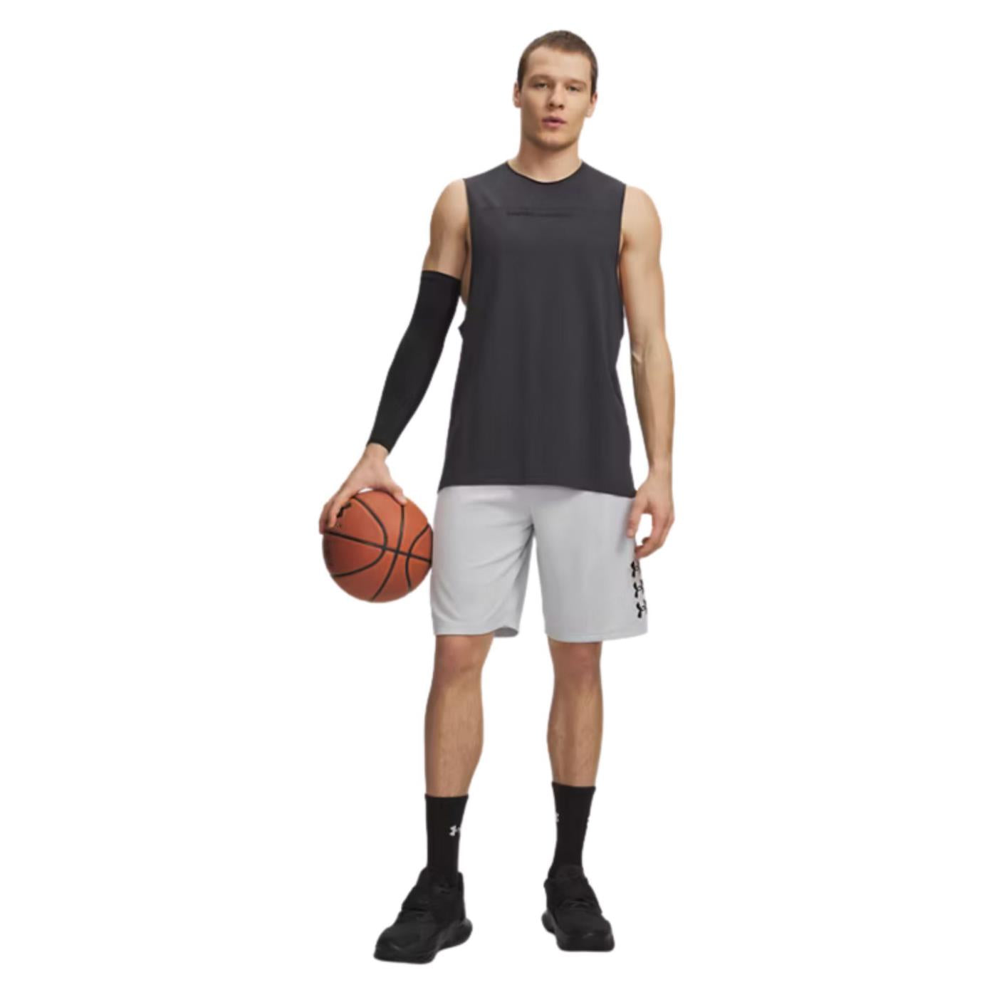 UNDER ARMOUR NEXT GEN SHORT - vista 3