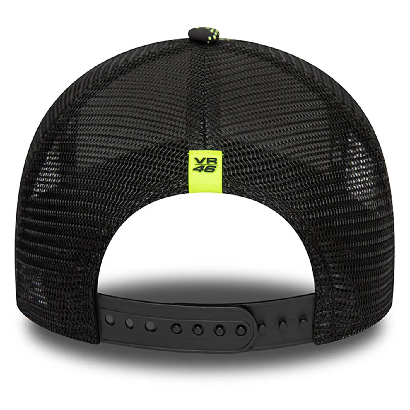 NEW ERA VR46 GLITCH PRINT TRUCKER