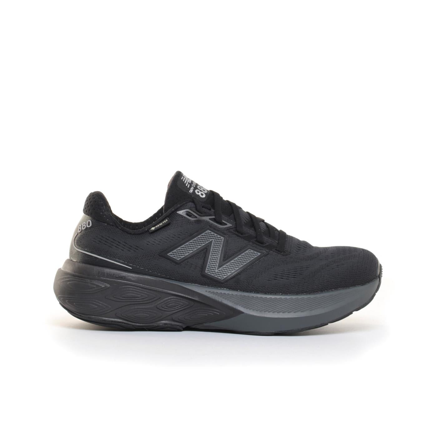 NEW BALANCE 880 V15 GTX