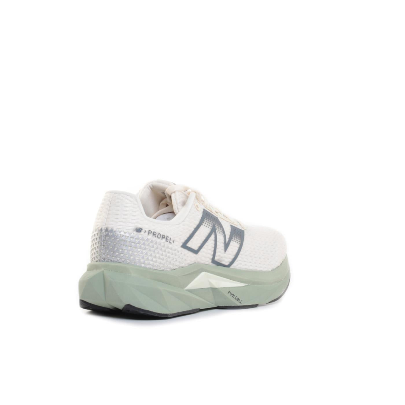 NEW BALANCE FUELCELL PROPEL V5