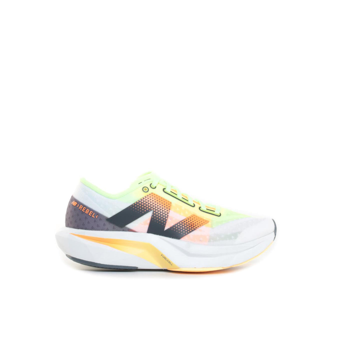 NEW BALANCE FUELCELL REBEL V4
