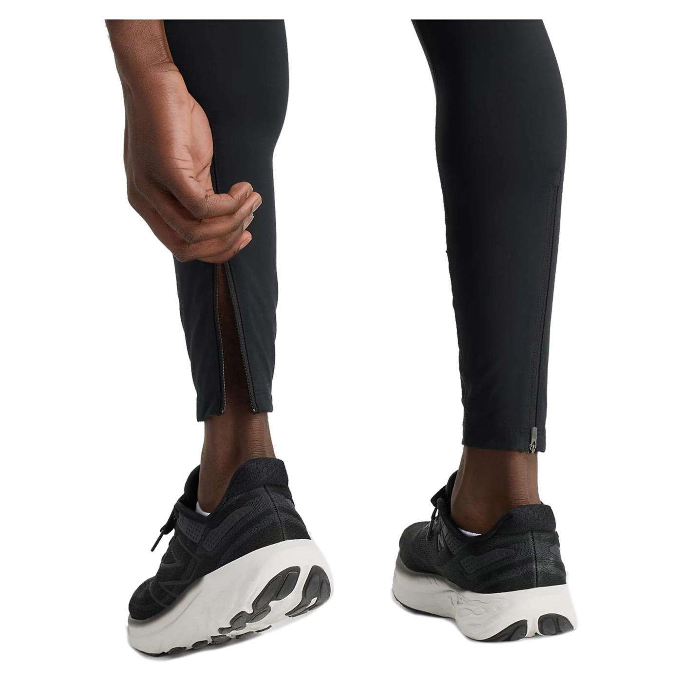 NEW BALANCE ATHLETICS RUN TIGHT