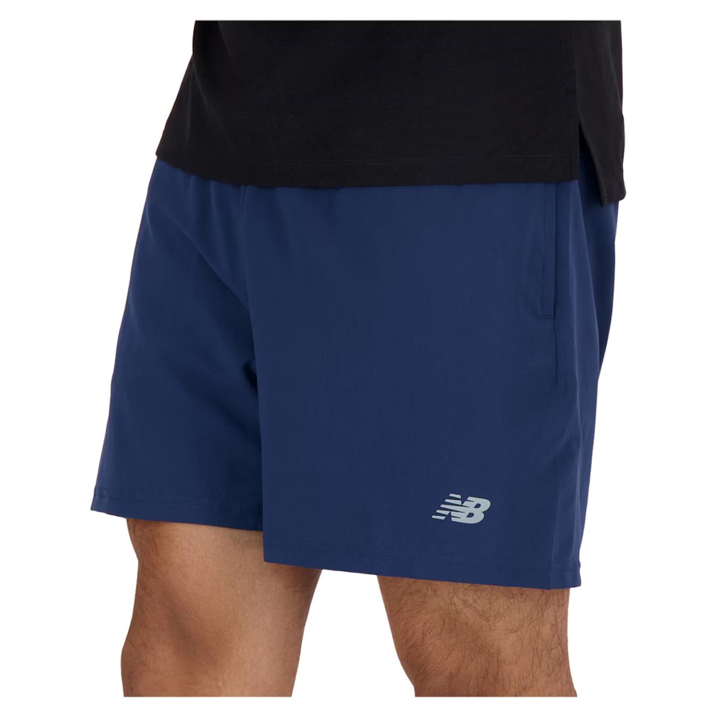 NEW BALANCE ESSENTIALS LINED SHORT