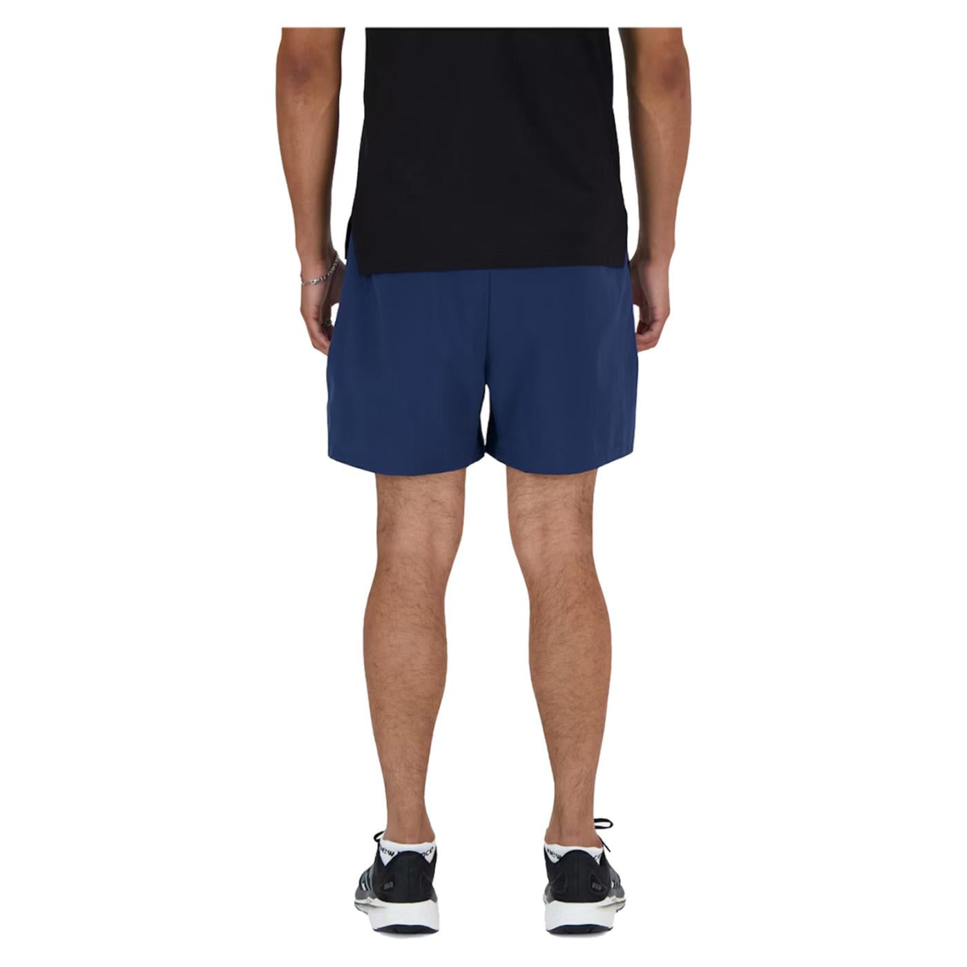 NEW BALANCE ESSENTIALS LINED SHORT