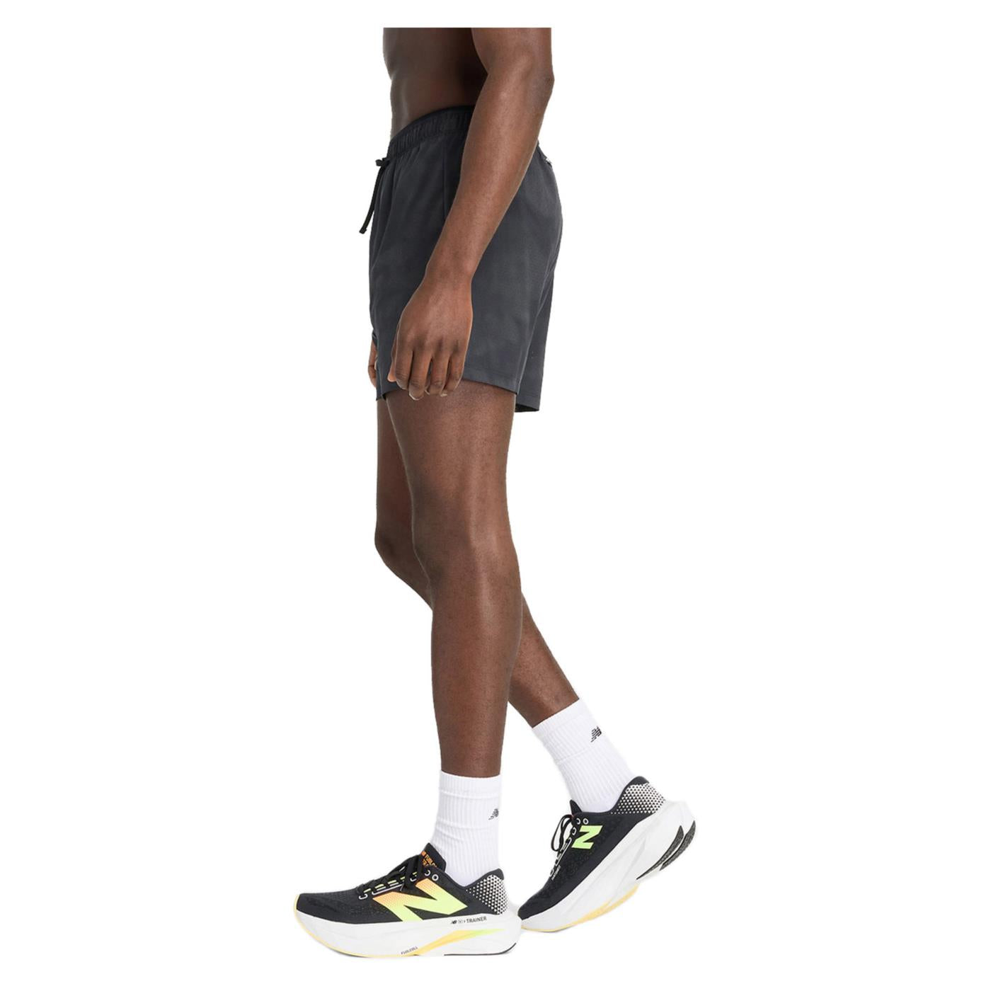 NEW BALANCE RC REFLECTIVE SHORT 5INCH