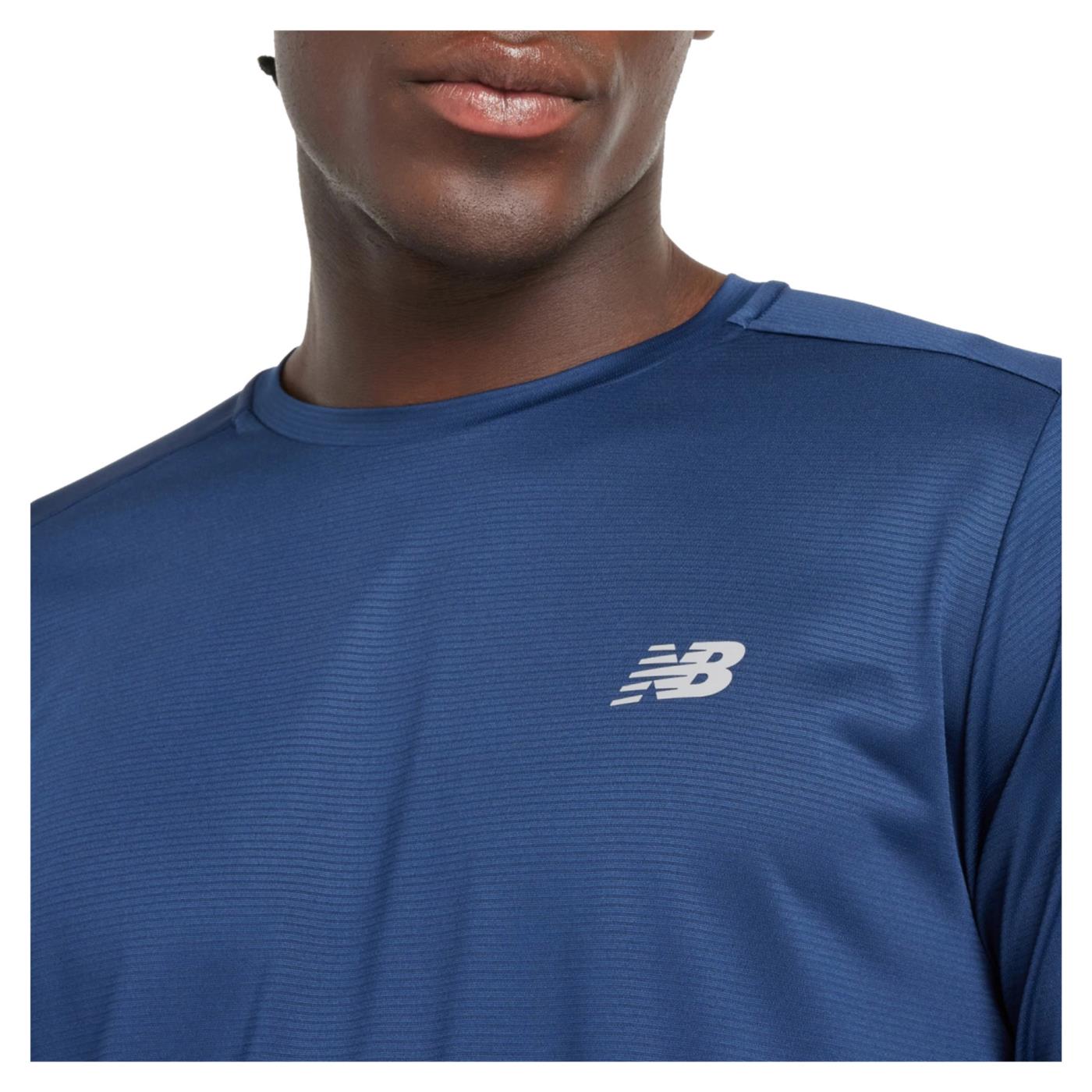 NEW BALANCE ESSENTIALS LONG SLEEVE