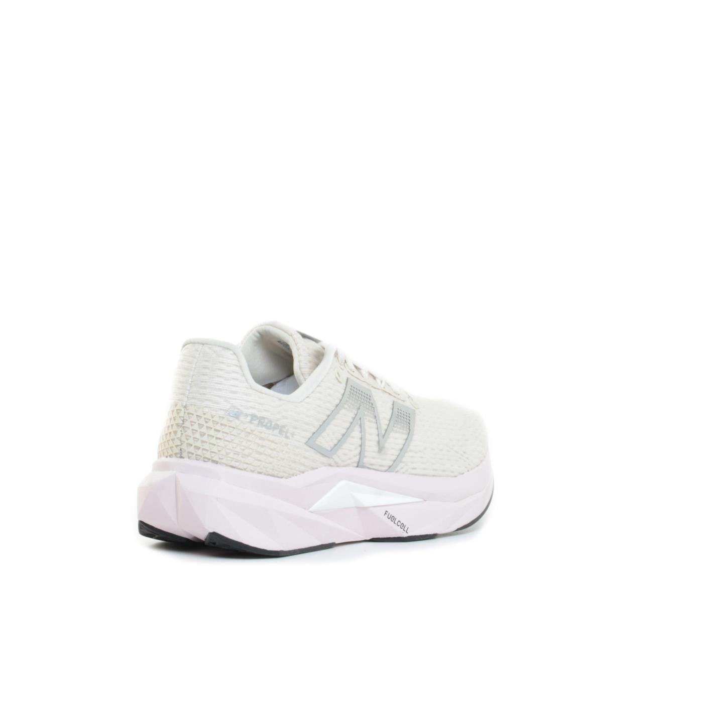 NEW BALANCE FUELCELL PROPEL V5 WOMAN