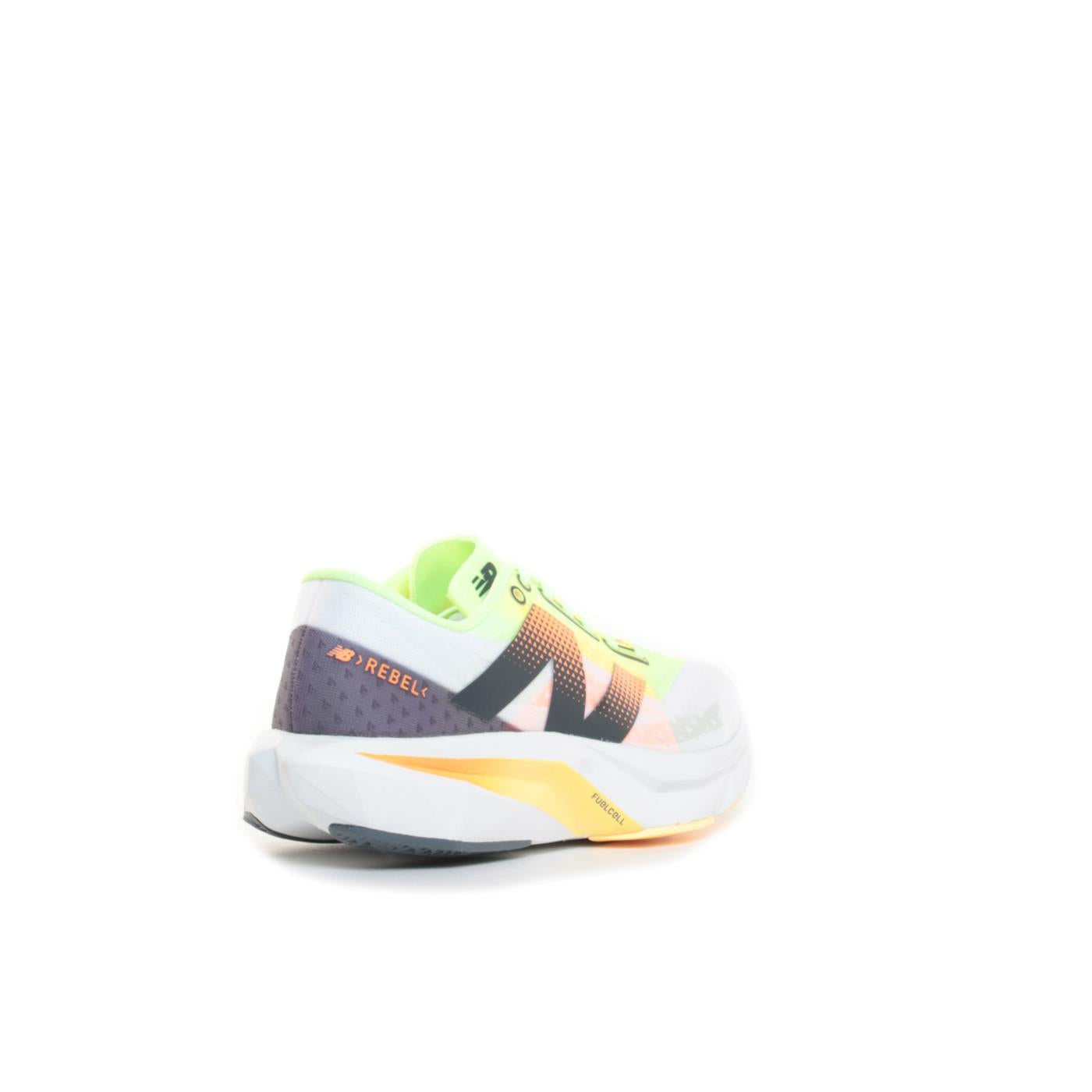 NEW BALANCE FUELCELL REBEL V4 WOMAN