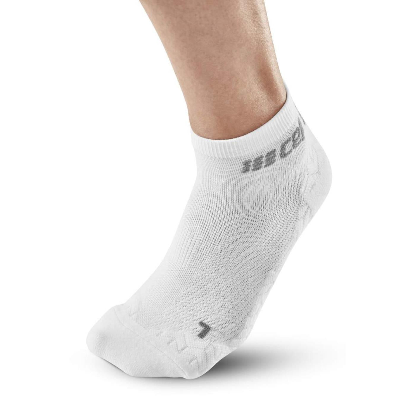 CEP ULTRALIGHT LOW CUT WOMAN