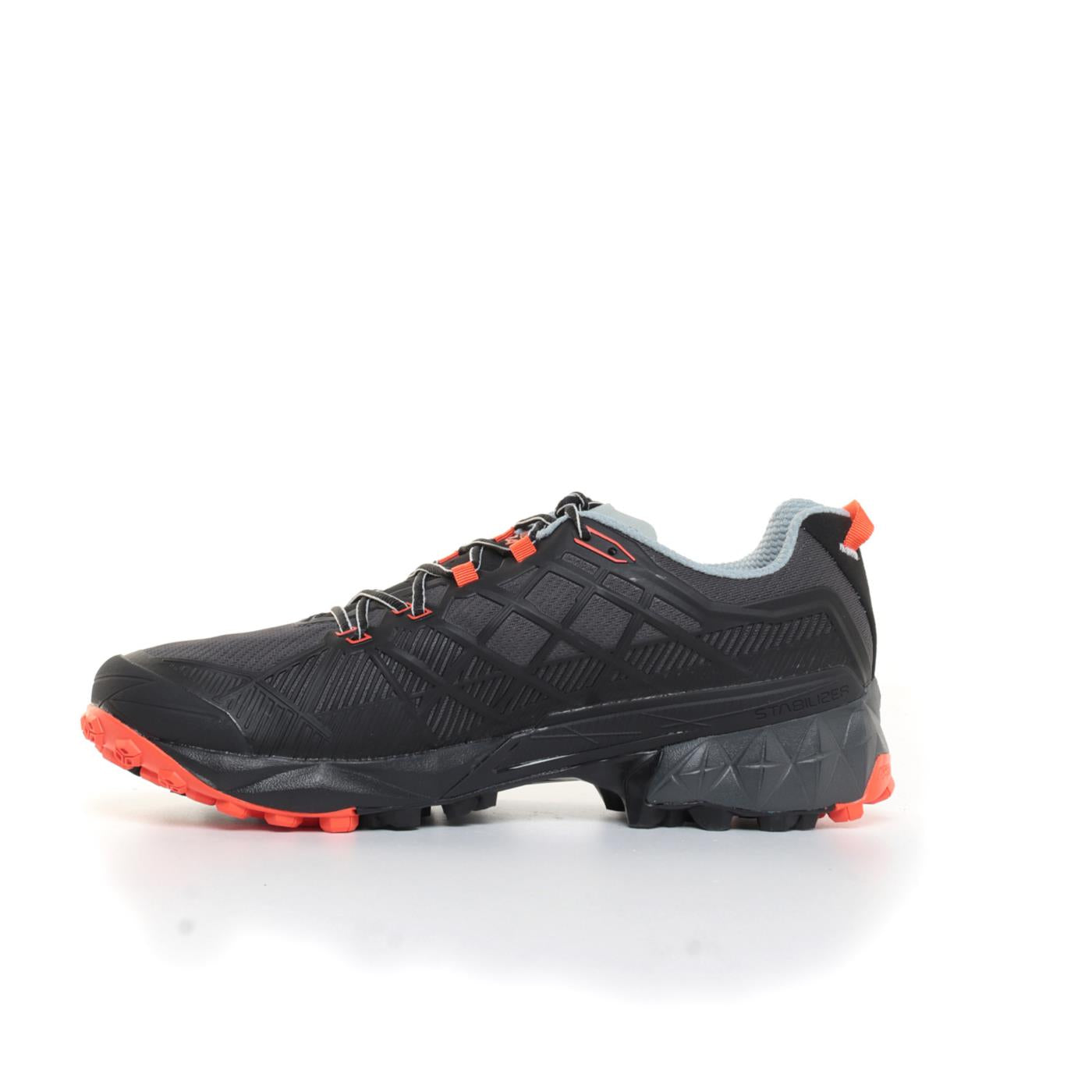 LA SPORTIVA AKYRA II