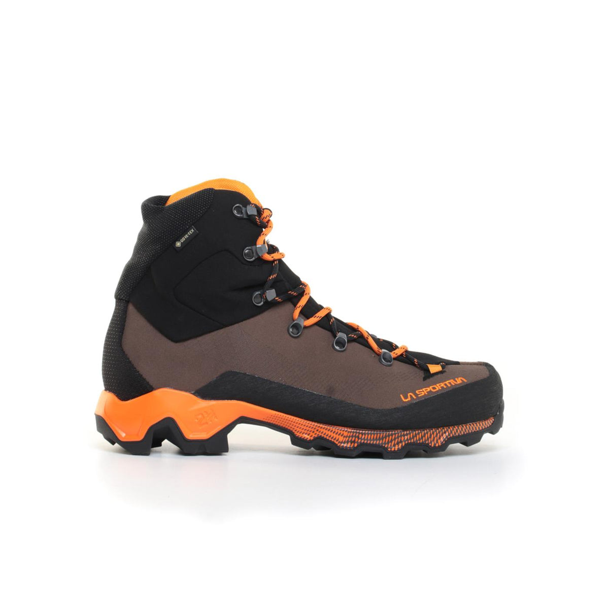 THE SPORTY AEQUILIBRIUM TREK GTX